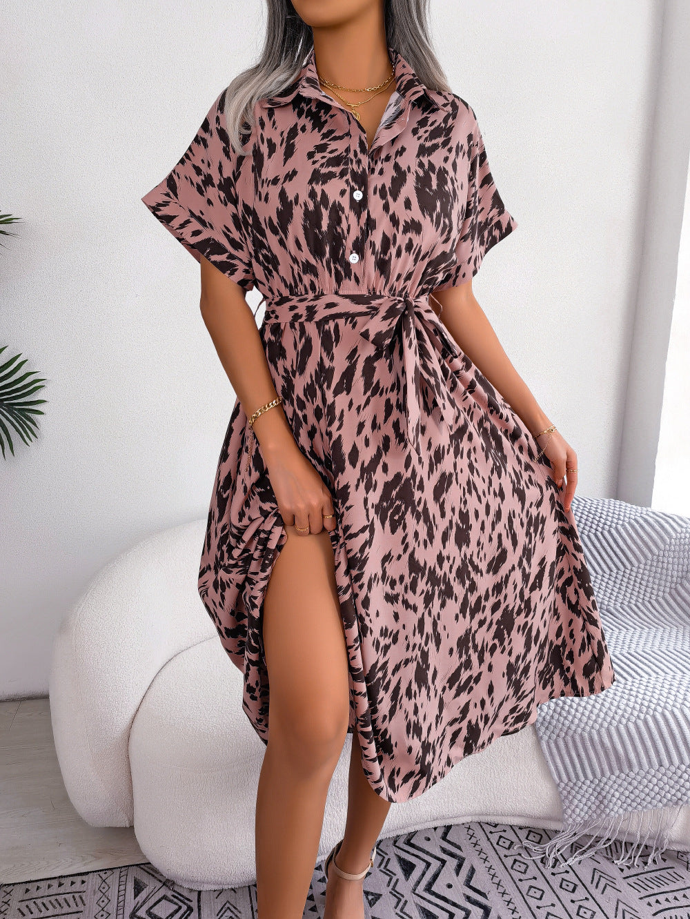 Elara Leisure Lockeres Hemdblusenkleid mit Leopardenmuster und Schnürung – Street Fashion Chic